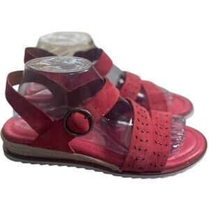 Caslon Women’s Dark Coral Leather Small Wedge Strap Sandals Size-8m